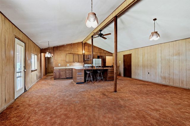 2134 Flowing Wells Road, Pottsboro, TX 75076