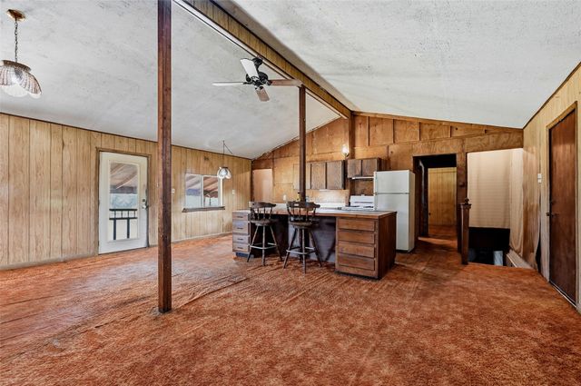 2134 Flowing Wells Road, Pottsboro, TX 75076