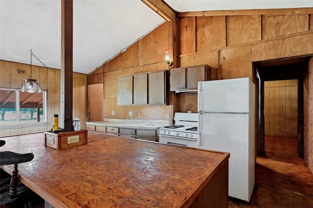 2134 Flowing Wells Road, Pottsboro, TX 75076