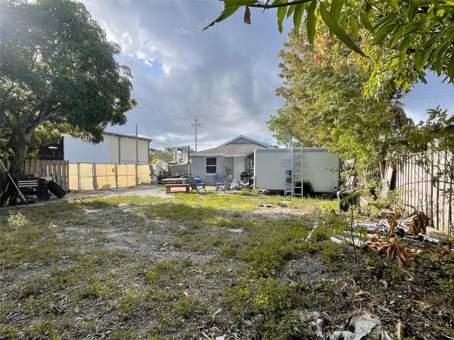 109 NW Eller St, Deerfield Beach, FL 33441