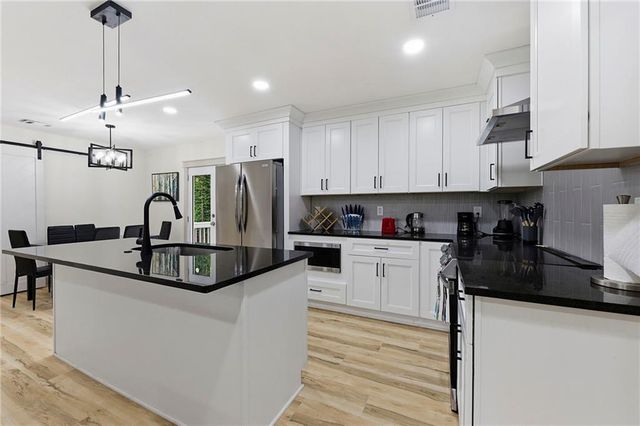 5300 Timbo Lane SW, Mableton, GA 30126