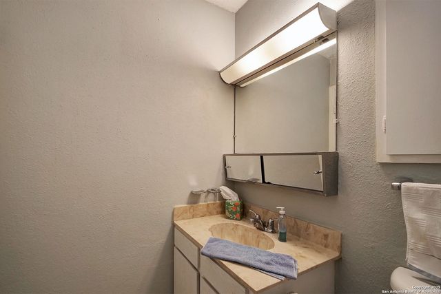 9602 Gold HL, San Antonio, TX 78245