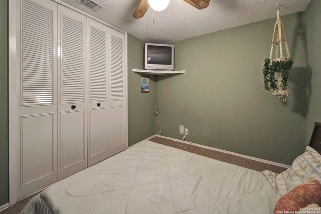 9602 Gold HL, San Antonio, TX 78245