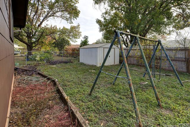 9602 Gold HL, San Antonio, TX 78245