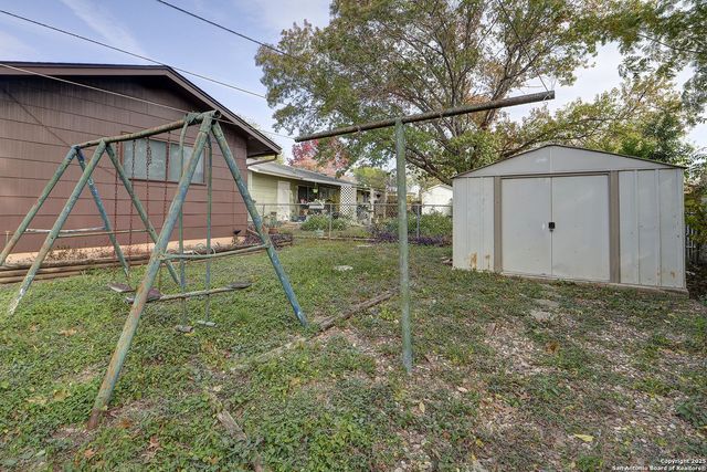 9602 Gold HL, San Antonio, TX 78245