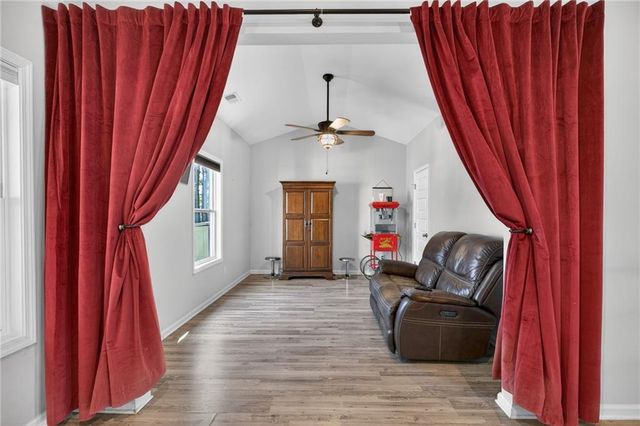 213 Randall Drive, Carrollton, GA 30117