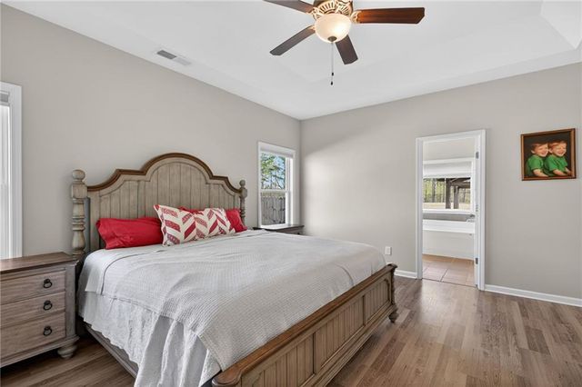 213 Randall Drive, Carrollton, GA 30117