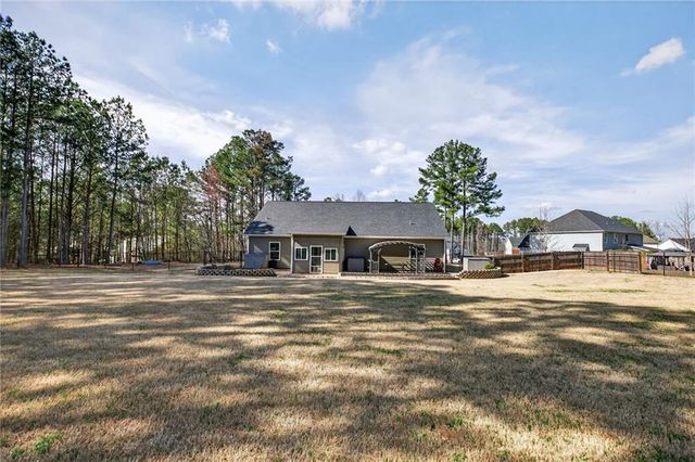 213 Randall Drive, Carrollton, GA 30117