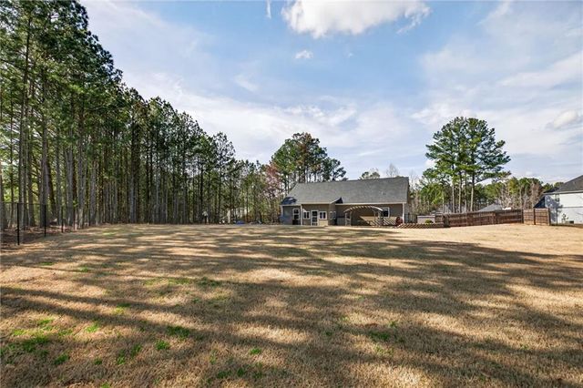 213 Randall Drive, Carrollton, GA 30117