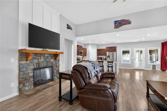 213 Randall Drive, Carrollton, GA 30117