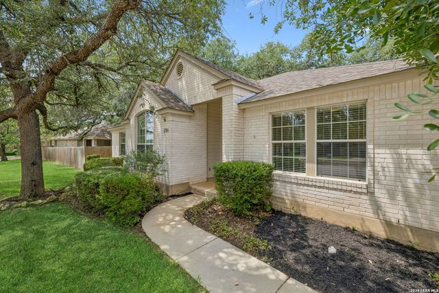 1784 OAK FOREST DR, New Braunfels, TX 78132