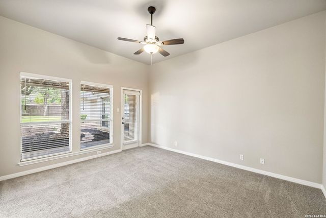 1784 OAK FOREST DR, New Braunfels, TX 78132