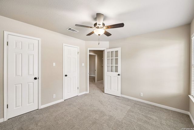 1784 OAK FOREST DR, New Braunfels, TX 78132