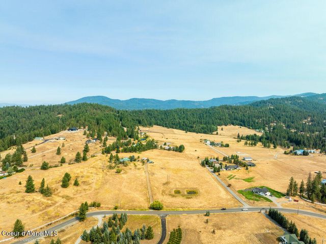 6647 E Mullan Trail Rd, Coeur D'alene, ID 83814