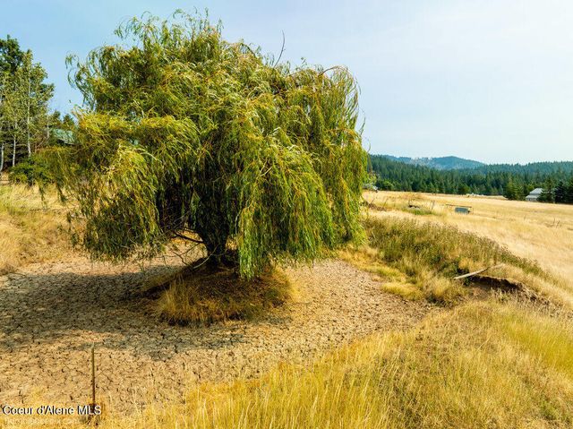 6647 E Mullan Trail Rd, Coeur D'alene, ID 83814