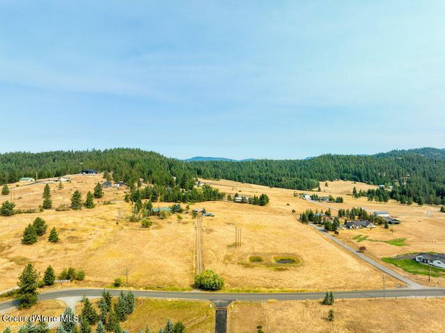 6647 E Mullan Trail Rd, Coeur D'alene, ID 83814