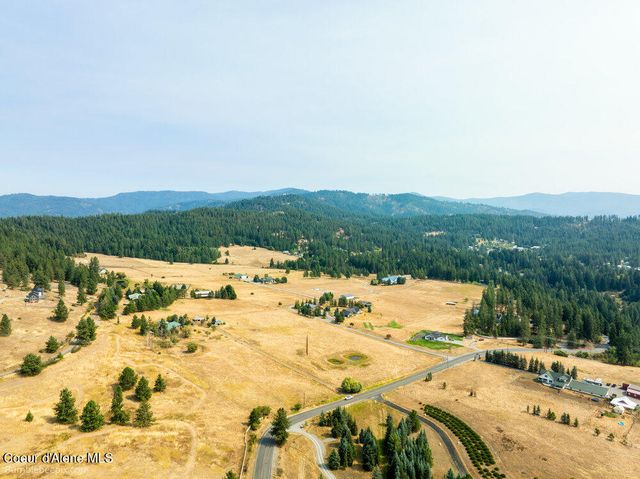 6647 E Mullan Trail Rd, Coeur D'alene, ID 83814