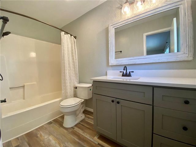 2007 KIRKSEY DR B, Austin, TX 78741