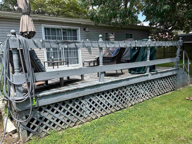 1256 W Court, Piggott, AR 72454