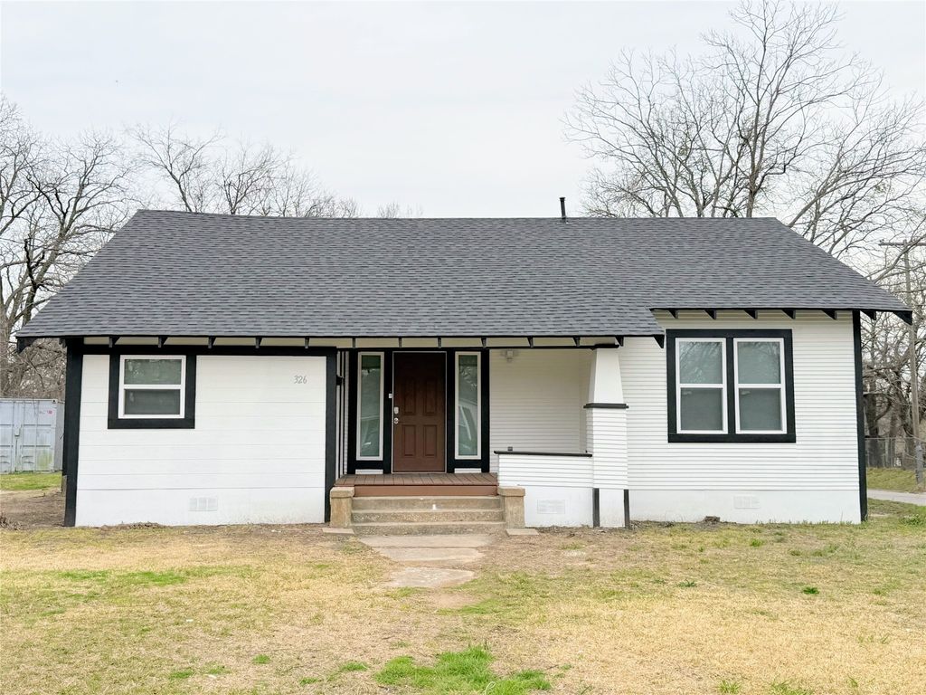 326 W Rainey Street, Sherman, TX 75090