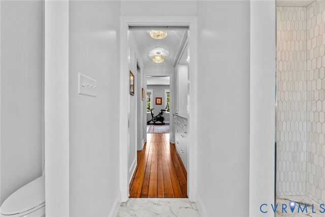 2204 E Broad St, Richmond, VA 23223