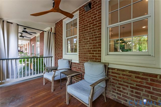 2204 E Broad St, Richmond, VA 23223