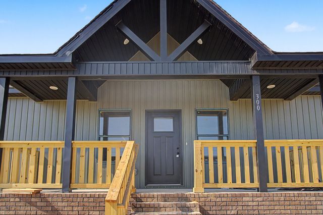 300 Irene Court, Lafayette, TN 37083