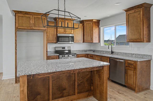 300 Irene Court, Lafayette, TN 37083