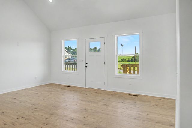 300 Irene Court, Lafayette, TN 37083