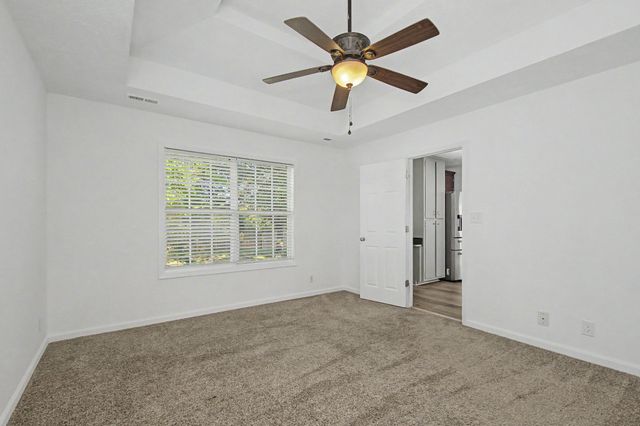 1371 CONSTITUTION DR, Clarksville, TN 37042