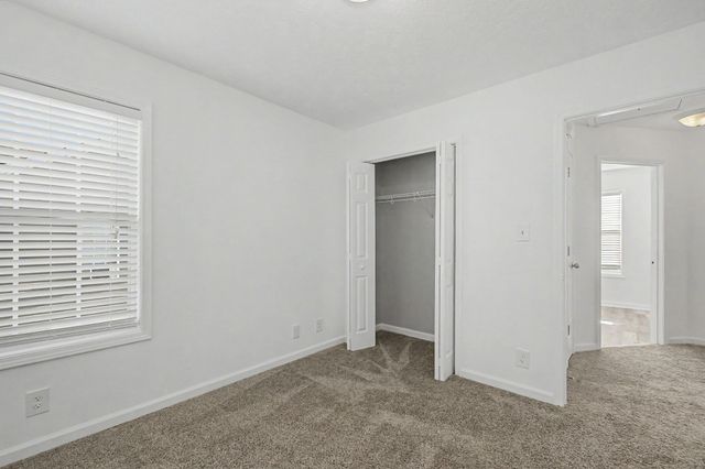 1371 CONSTITUTION DR, Clarksville, TN 37042