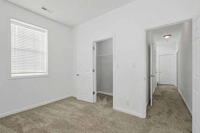 1371 CONSTITUTION DR, Clarksville, TN 37042