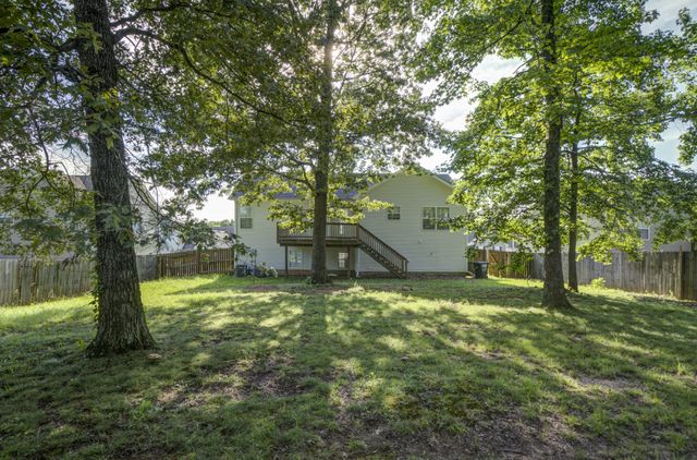 1371 CONSTITUTION DR, Clarksville, TN 37042