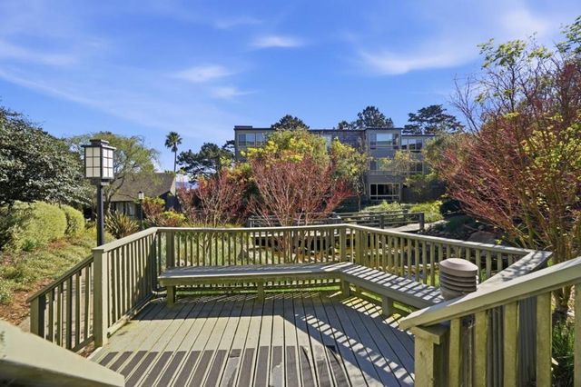 95 Red Rock Way 203M, San Francisco, CA 94131