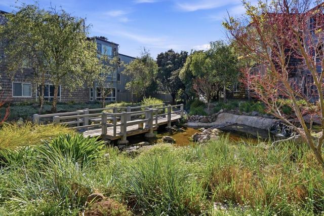 95 Red Rock Way 203M, San Francisco, CA 94131