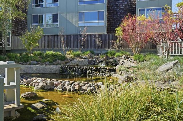 95 Red Rock Way 203M, San Francisco, CA 94131