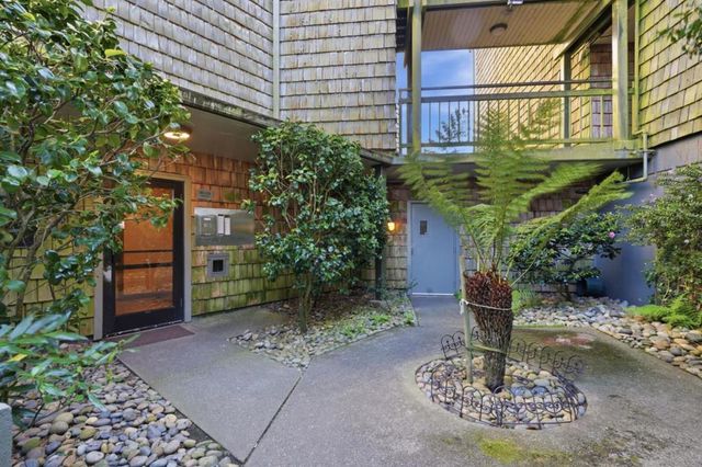 95 Red Rock Way 203M, San Francisco, CA 94131