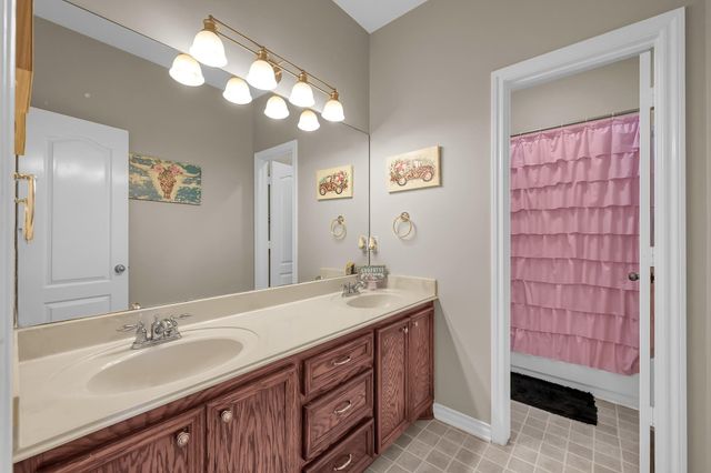 409 Mildred Street, Cleveland, TX 77328