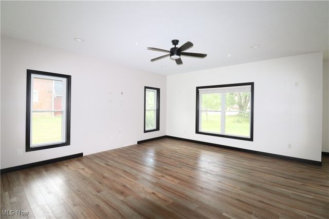 147 N Main Street, Creston, OH 44217