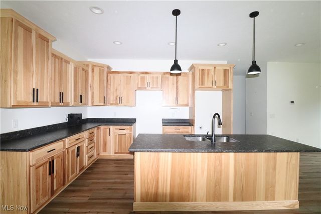 147 N Main Street, Creston, OH 44217