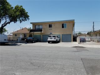 1815 Locust Avenue 8, Long Beach, CA 90806