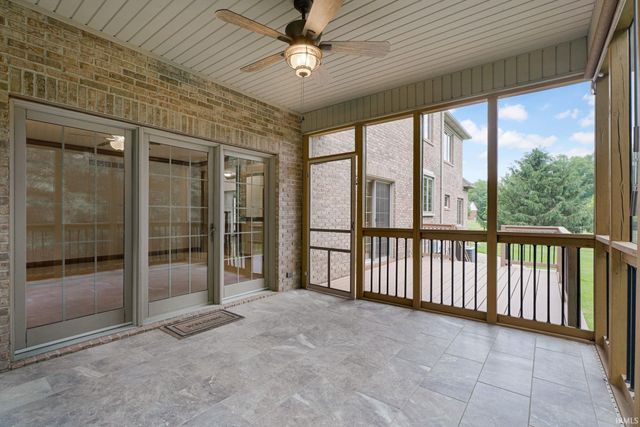 5324 Waterstone Drive, Mount Vernon, IN 47620