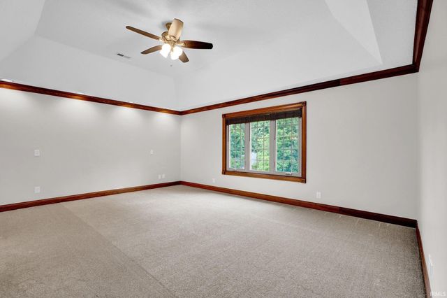5324 Waterstone Drive, Mount Vernon, IN 47620