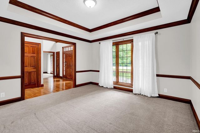 5324 Waterstone Drive, Mount Vernon, IN 47620