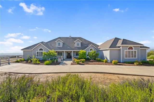 40267 Scanlon Road, Temecula, CA 92592