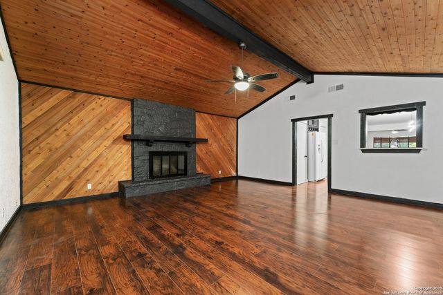 1638 W Ashby, San Antonio, TX 78201