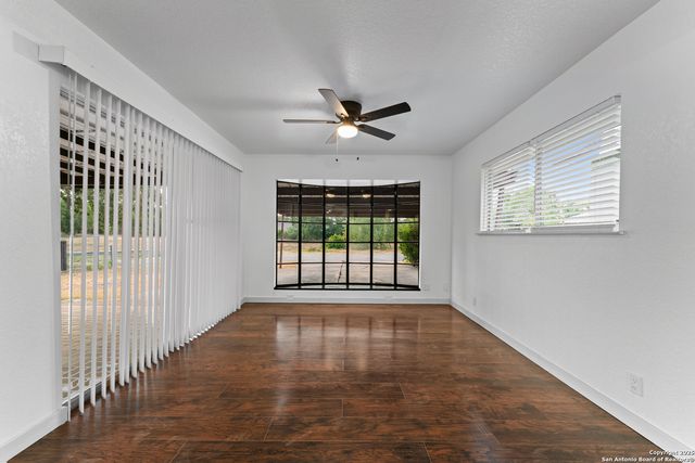 1638 W Ashby, San Antonio, TX 78201