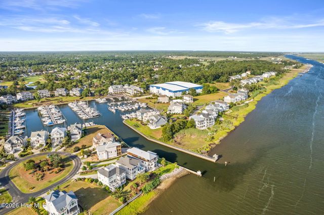 4000 Ridge View Drive, Southport, NC 28461