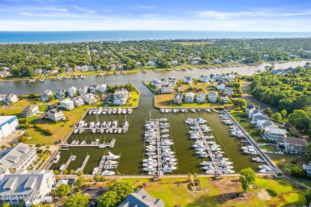 4000 Ridge View Drive, Southport, NC 28461