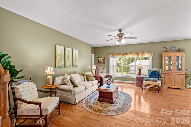 339 Johnson Farm Road, Hiddenite, NC 28636